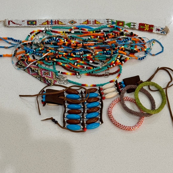 J4 Southwest Native American Beaded Jewelry Collection Jar Jewelry - Picture 5 of 5